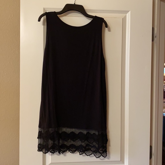 Lace Trimmed Black Tank Size Small - Picture 2 of 2